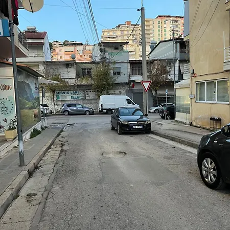 Ajsi Апартаменты Саранда