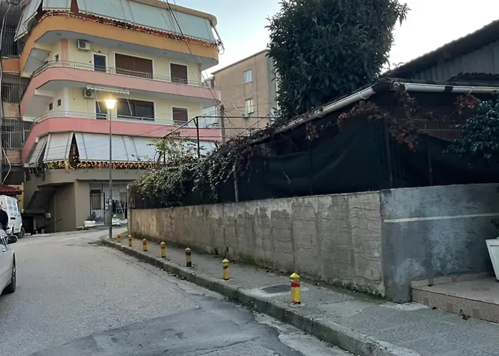 Ajsi Apartment